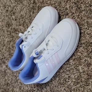 Adidas shoe girl size 2